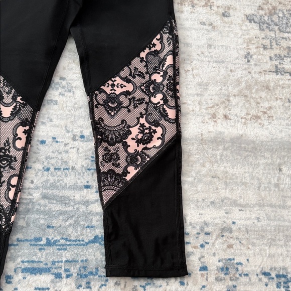 Black and Pink Lace Leggings - Picture 3 of 7